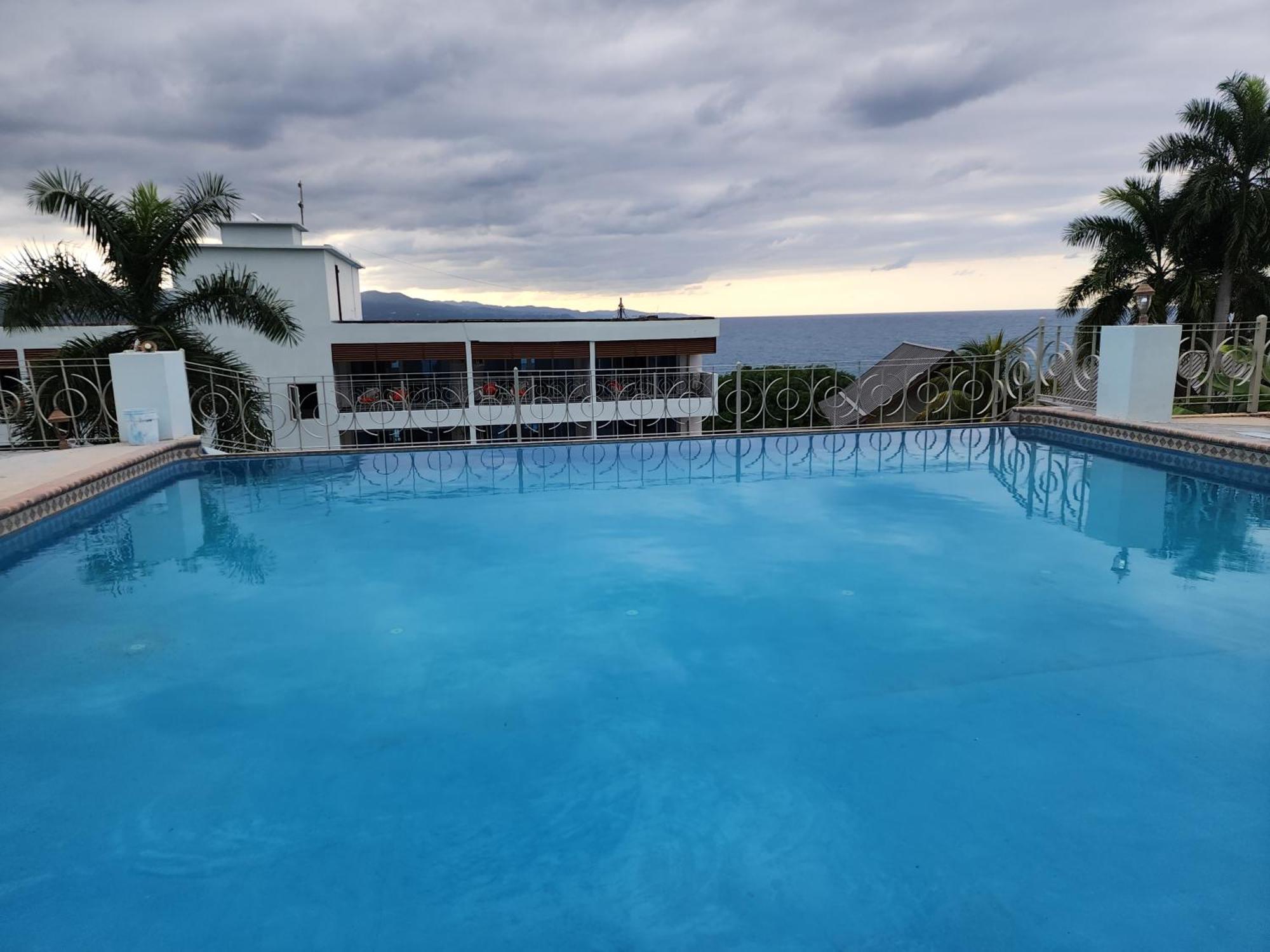Hotel 39 Jamaica Montego Bay Esterno foto