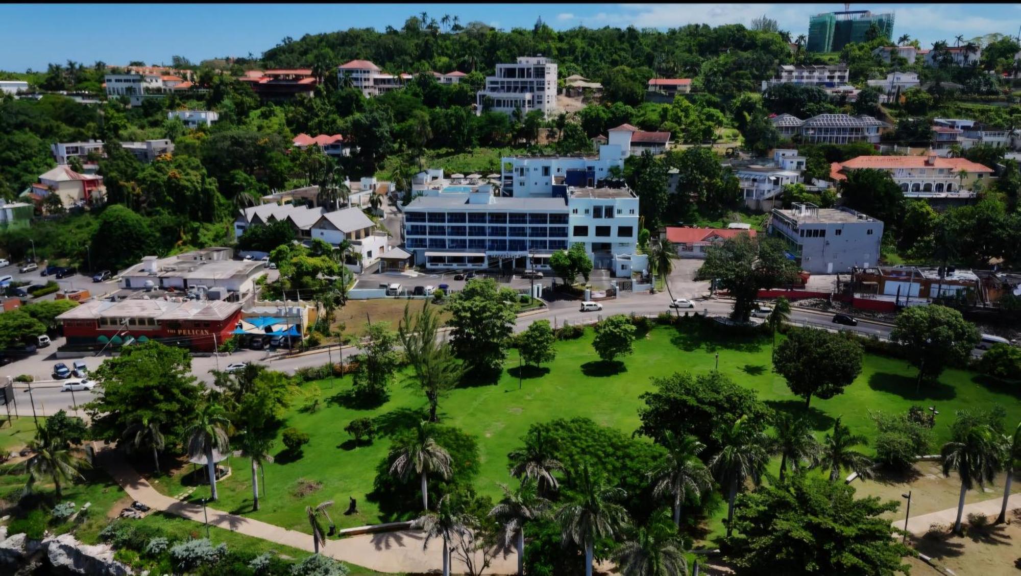 Hotel 39 Jamaica Montego Bay Esterno foto